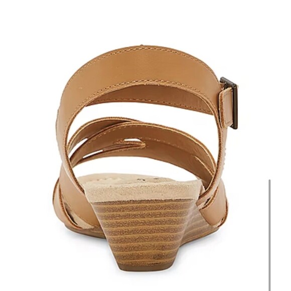 St. John's Bay Womens Nevin Wedge Sandals Tan Color Size 7 Med 1.5 Wedge Heel - Picture 15 of 16
